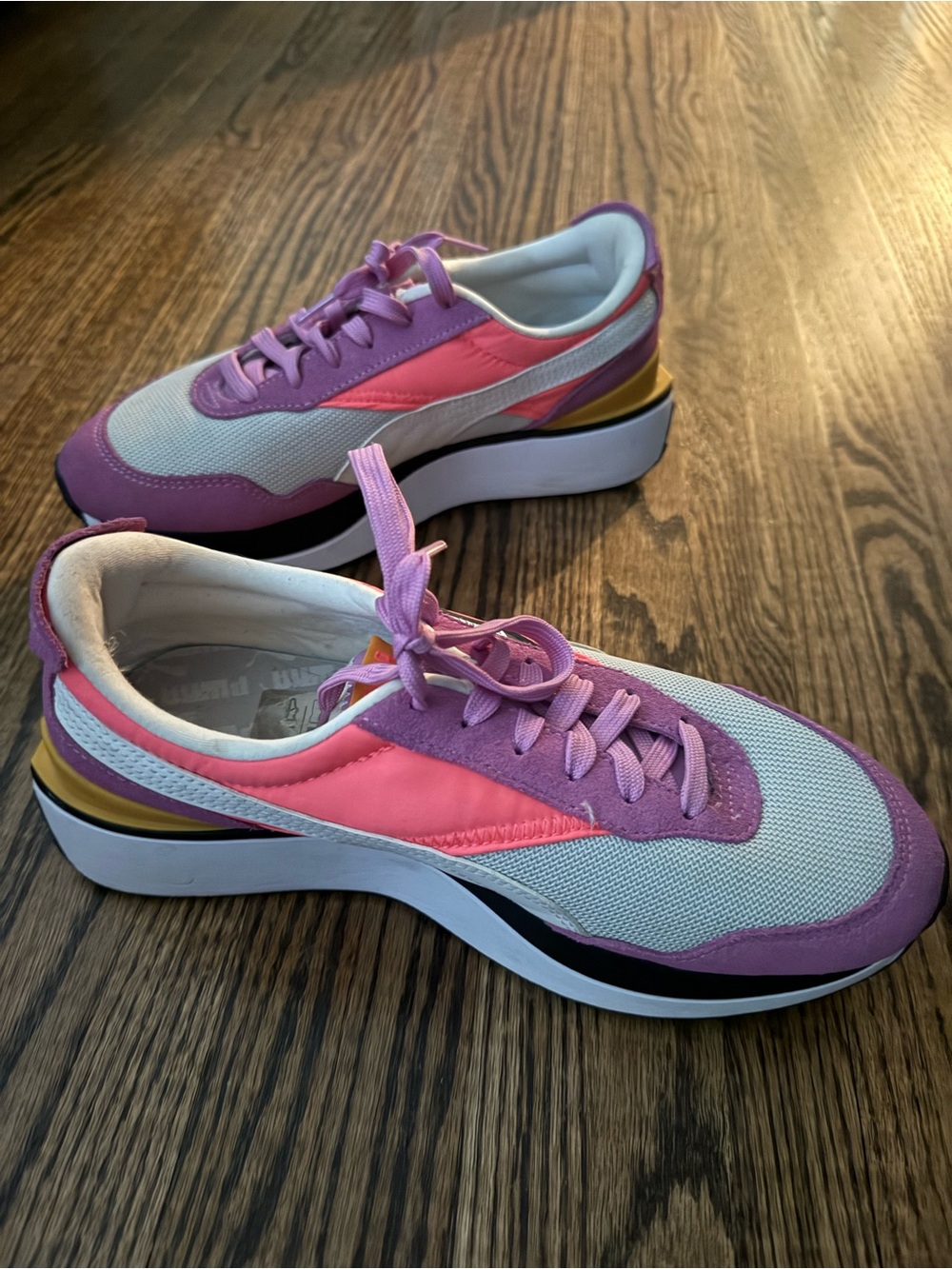 Puma Cruise Rider Sneakers Size 9 Pink Purple White